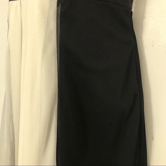 ALYNPaige Beautiful Size S Slip On Dress! - Picture 7 of 11